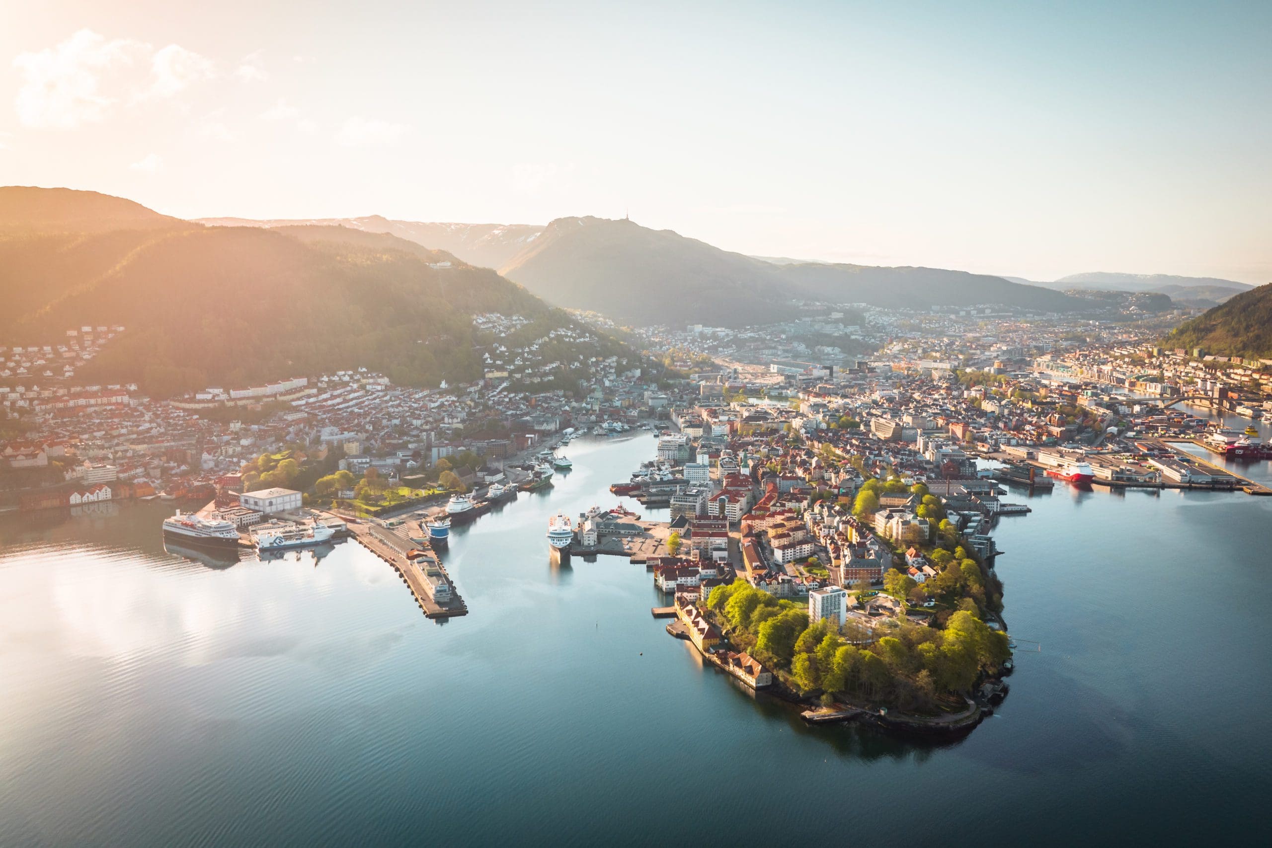 Norway Insight - Bergen by Air: Visit Bergen / Lars Korvald - visitBergen.com